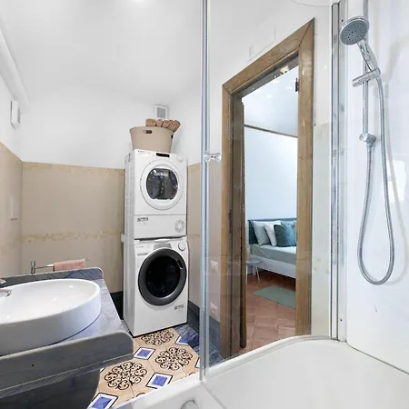 Apartment In Positano Near Spiaggia Grande Apartment *