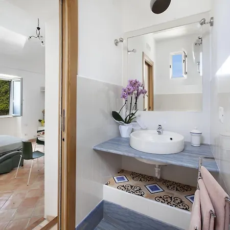 Apartment In Positano Near Spiaggia Grande