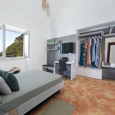 Apartment In Positano Near Spiaggia Grande Apartment *